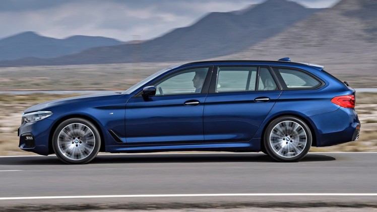 De BMW 5 Serie is in sedanvorm al in de nodige uitvoeringen aan de wereld getoond. Op de Touring was het nog even wachten, tot nu. Dit is hem dan!