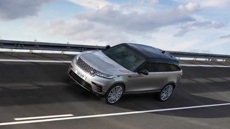 Land Rover heeft de sportieve toevoeging aan het Range Rover-gamma gepresenteerd: de Velar. Net onthuld, maar nu al te bestellen als First Edition.