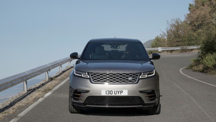 Land Rover heeft de sportieve toevoeging aan het Range Rover-gamma gepresenteerd: de Velar. Net onthuld, maar nu al te bestellen als First Edition.