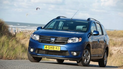Autotest Dacia Logan MCV TCe90. De Dacia Logan MCV is terug. Nog steeds heel ruim maar nu een vijfzitter. Prijs nog altijd heel scherp gezien ruimte-aanbod. Veel zuiniger en stiller.