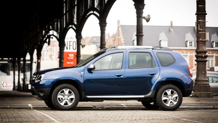 Dacia naar IAA met facelift voor Duster modeljaar 2016 en een nieuwe automaat, de Easy-R voor Logan en Sandero.