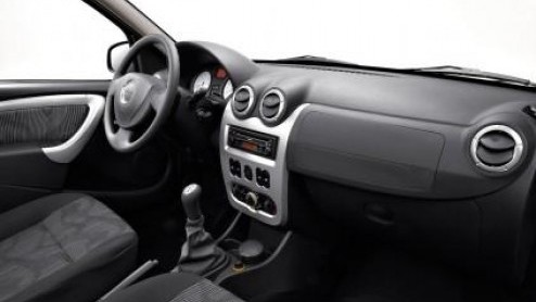 Het budgetmerk Dacia blijkt wereldwijd goed in de smaak te vallen. Vier jaar na de introductie van de Logan staat de productieteller op 1 miljoen exemplaren. Dat is inclusief de nieuwe hatchback San