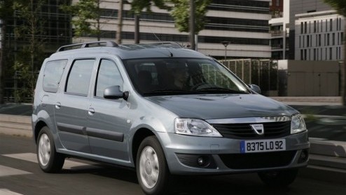 De schot in de roos van de laatste tijd is de Dacia Logan. Zeker al MCV valt deze ruimte-gigang-voor-budget-prijs behoorlijk in de smaak bij het Nederlandse publiek. Omdat Dacia relatief laat onze mar