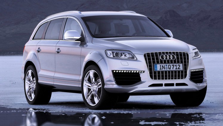 De Audi SQ7 is met zijn 4.0 TDI V8 sneller (maar niet krachtiger) dan de Audi Q7 6.0 V12 TDI. En zijn prijs is al helemaal een lachtertje.