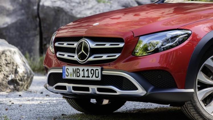 Mercedes-Benz levert vanaf de huidige generatie E-Klasse ook een off-road-uitvoering voor de E-Klasse Estate, de All-Terrain. Hoe dat bevalt zocht AutoVandaag uit met een rijtest.