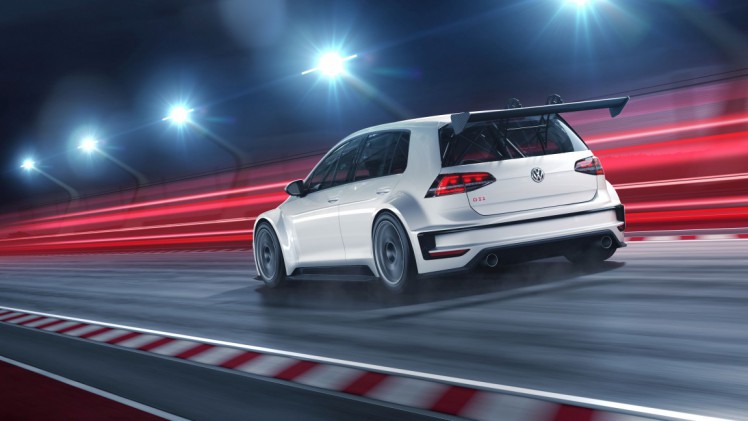 De GTI voor het circuit is de Volkswagen Golf GTI TCR met 330 pk. Hij gaat in 2016 aan de bak in verschillende toerwagenkampioenschappen.