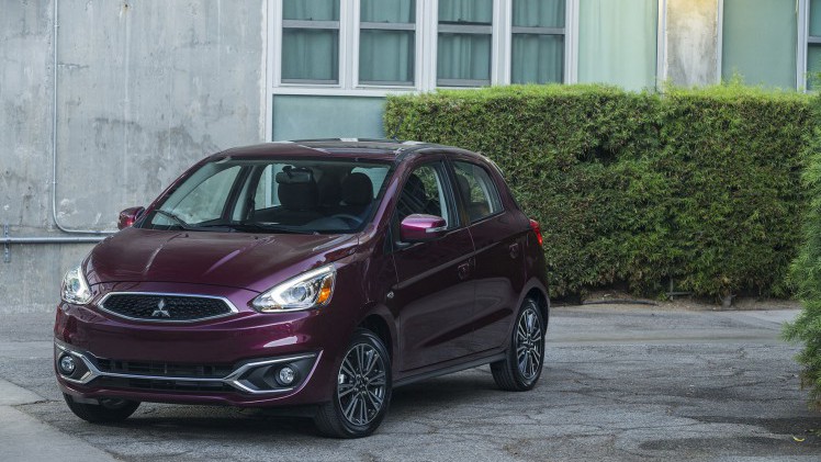 De facelift van de Mitsubishi Space Star fleurt de stadsauto flink op. Als eerste Mitsubishi is hij ook beschikbaar met Android Auto en Apple CarPlay.