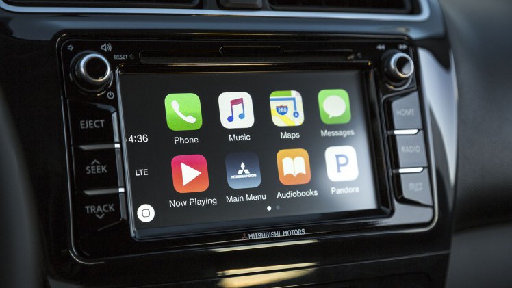 De facelift van de Mitsubishi Space Star fleurt de stadsauto flink op. Als eerste Mitsubishi is hij ook beschikbaar met Android Auto en Apple CarPlay.