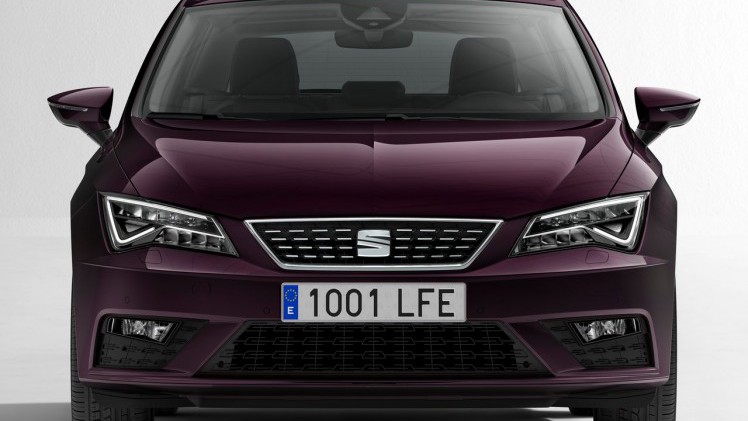 SEAT heeft de facelift van de 2017 Leon gepresenteerd. De wijzigingen zijn subtiel maar frissen de compacte middenklasser wel op.