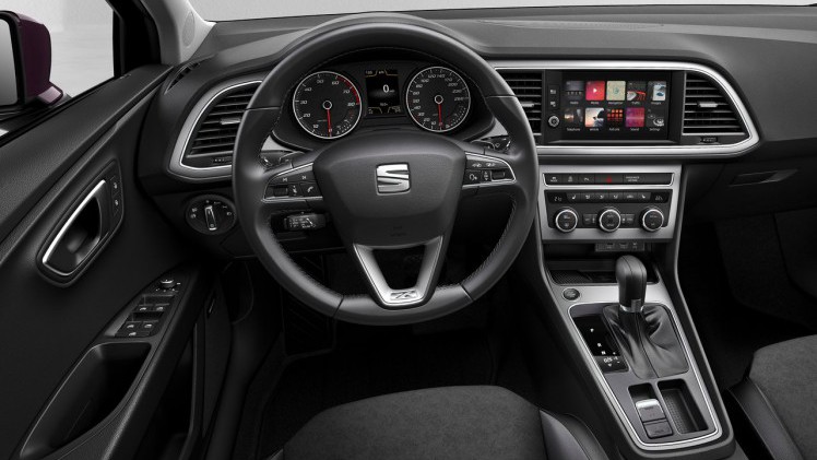 SEAT heeft de facelift van de 2017 Leon gepresenteerd. De wijzigingen zijn subtiel maar frissen de compacte middenklasser wel op.