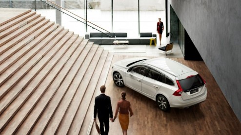 Wie zijn auto niet met spaargeld betaalt, heeft de mogelijkheid een lening af te sluiten. We bespreken de mogelijkheden voor een Persoonlijke Lening en een Doorlopend Krediet.