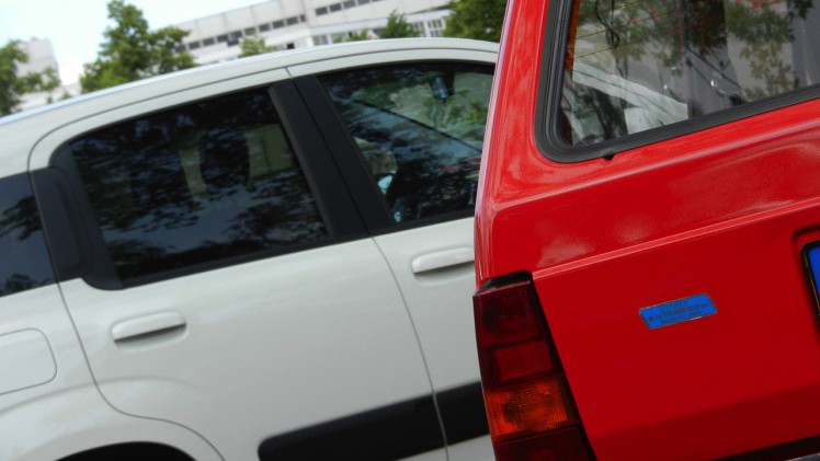 Autotest Fiat Panda 1.2 Edizione Cool met viercilinder. Anno 2016 te koop voor minder dan 10.000 euro. Net als de Panda 34 een betaalbare auto. De geschiedenis herhaalt zich.