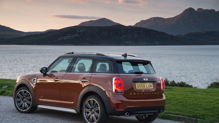 De nieuwe Mini Countryman werd gisteren gepresenteerd. Vandaag zetten we op een rijtje wat je echt over de auto moet of wilt weten.