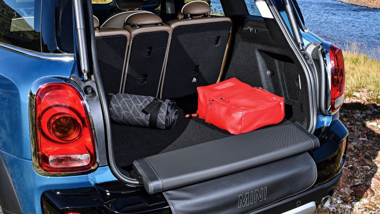 De nieuwe Mini Countryman werd gisteren gepresenteerd. Vandaag zetten we op een rijtje wat je echt over de auto moet of wilt weten.