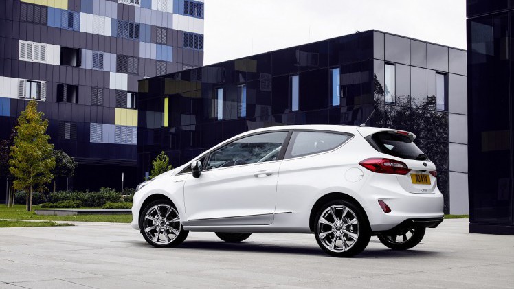 Nadat Ford de nieuwe Fiesta in vier uitvoeringen heeft gepresenteerd, is nu ook meer andere informatie bekend geworden. Bijvoorbeeld welke motoren, rijhulpsystemen en uitrusting de auto krijgt.