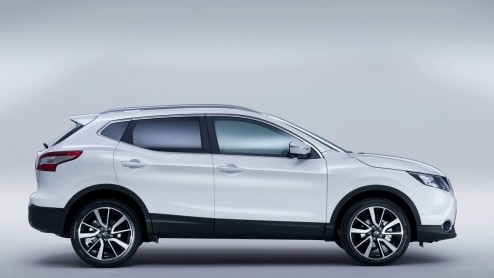 Internationale onthulling nieuwe Nissan Qashqai. Leverbaar vanaf februari 2014. Langer, breder, lager, ruimer en natuurlijk zuiniger dan zijn voorganger.