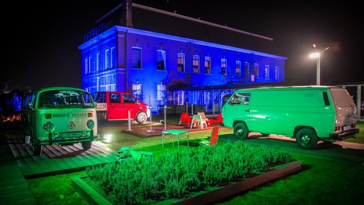 Introductie nieuwe Volkswagen Transporter en Multivan, de T6 generatie ziet het licht in Amsterdam met allerlei innovaties op gebied van comfort en veiligheid.