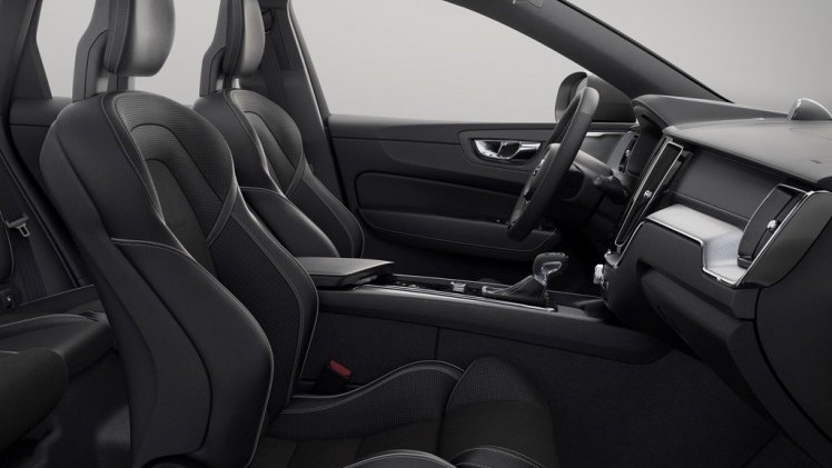 Volvo heeft op de Autosalon van Genve het doek getrokken van de Volvo XC90. Daarmee kunnen we de opvolger van het populaire huidige model nu in volle glorie bewonderen.