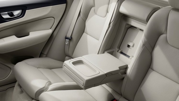 Volvo heeft op de Autosalon van Genve het doek getrokken van de Volvo XC90. Daarmee kunnen we de opvolger van het populaire huidige model nu in volle glorie bewonderen.