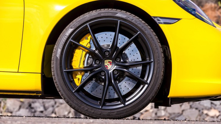 Autotest Porsche 911 Carrera S, de facelift van de 991-generatie is een feit. Verbeterde styling en een opgewaardeerd onderstel maken het icoon nog sterker.