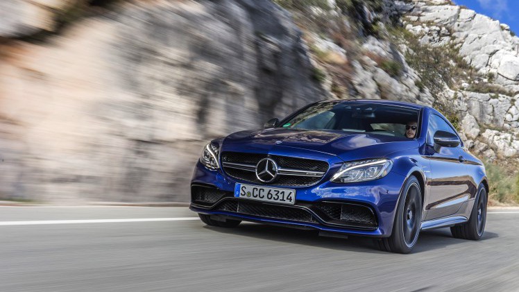 Nul naar honderd in 3,9 seconden, 510 pk, een top van 290 km/h en een soundtrack waar je nekharen van overeind gaan staan. Maak kennis met de Mercedes-AMG C 63 S Coup