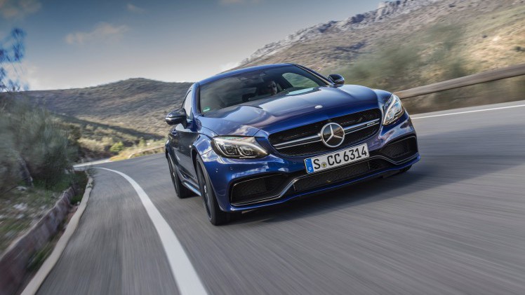 Nul naar honderd in 3,9 seconden, 510 pk, een top van 290 km/h en een soundtrack waar je nekharen van overeind gaan staan. Maak kennis met de Mercedes-AMG C 63 S Coup