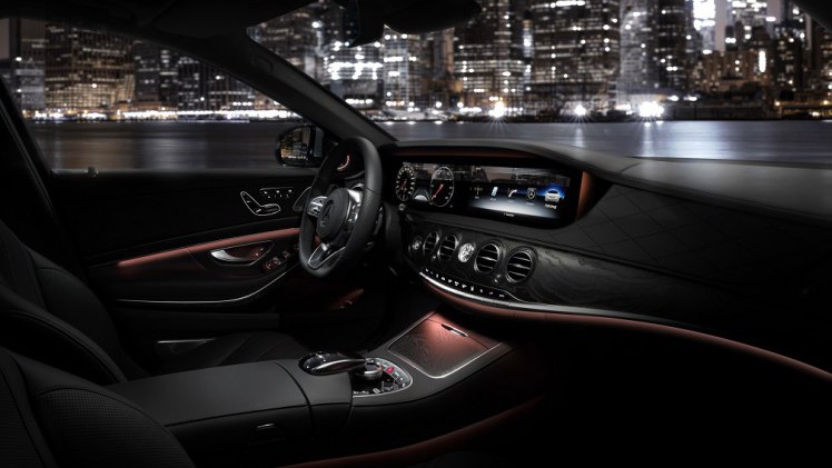 De auto moet nog worden onthuld, maar Mercedes-Benz geeft alvast toelichting op de autonome rijtechnologie die de gefacelifte S-Klasse straks aan boord heeft.