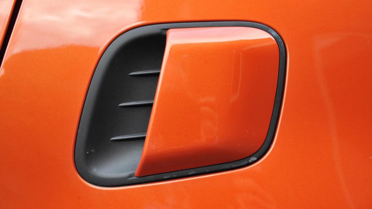 Renault heeft in het programma een lekker snelle uitvoering van de Twingo. Deze GT is onder handen genomen door Renault Sport en dat is altijd goed nieuws.