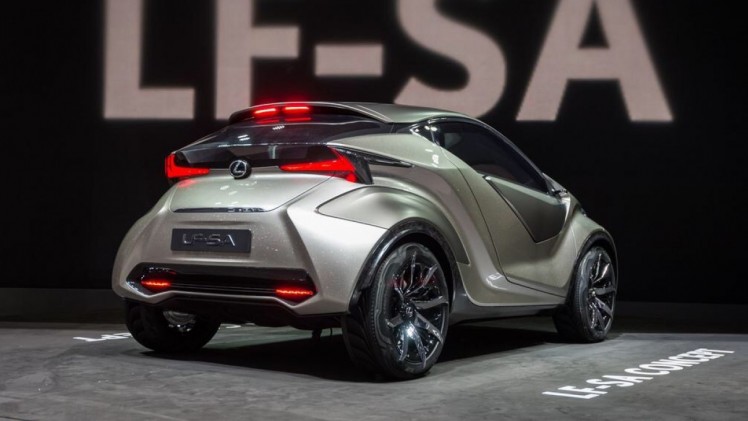 Lexus presenteert LF-SA Concetp als Future Small Adventurer en dus een voorbode van een compacte stadsauto. Het studiemodel staat op de Autosalon van Genve 2015.