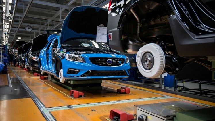Volvo wordt eigenaar van de Zweedse tuner Polestar en kondigt nieuwe Volvo Polestar modellen en Polestar Tuning kits aan.