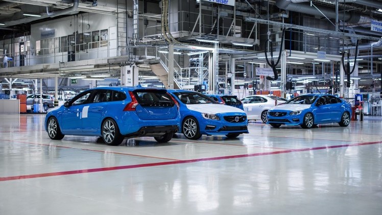 Volvo wordt eigenaar van de Zweedse tuner Polestar en kondigt nieuwe Volvo Polestar modellen en Polestar Tuning kits aan.