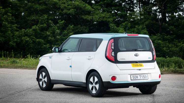 Kia zet koers naar zelfrijdende auto en autonoom rijden met een nieuwe generatie assistentiesystemen, waaronder Highway Driving Assist. In 2030 leidt dat tot de zelfrijdende Kia.