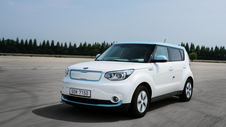 Kia zet koers naar zelfrijdende auto en autonoom rijden met een nieuwe generatie assistentiesystemen, waaronder Highway Driving Assist. In 2030 leidt dat tot de zelfrijdende Kia.