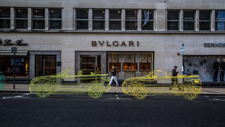 In november 2015 maakt de Range Rover Evoque Cabriolet zijn debuut. Begin volgend jaar komt hij in Nederland op de markt.