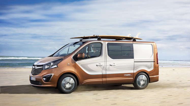 Lekker vrijbuiten met de Opel Vivaro Surf Concept. De bedrijfswagen staat compleet uitgerust op de IAA Frankfurt.