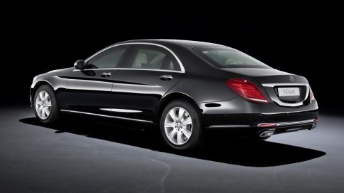 Mercedes S600 Guard is uitgerust met VR9 bepantsering. Daarmee heeft de S-Klasse als enige Mercedes-Benz de maximale pantser.