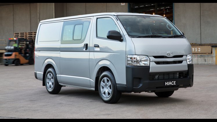 We kijken eens op de Japanse markt. Welke autos die je wel in Japan kunt kopen maar niet hier, zouden wij toch ook wel op de Nederlandse markt willen zien?