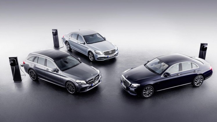 Mercedes gaat op drie model plug-in hybrides leveren: C, E en S.