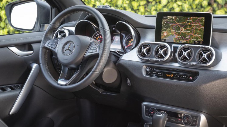 Mercedes lanceert een V6 diesel in de X-klasse pick-up.