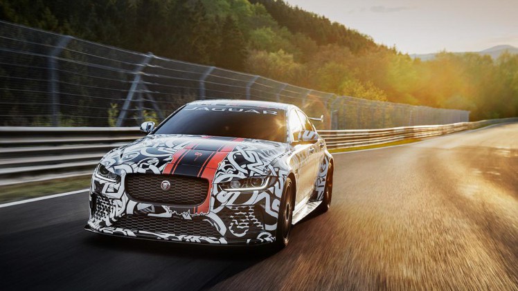 Jaguar bereidt een 600 pk sterke topversie voor van de XE sedan.