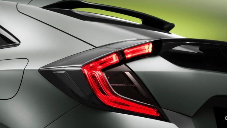 Honda onhult de Civic van 2017 als studiemodel en voorziet deze van nieuwe 1.0 liter, 1.5 liter en 1.6 liter turbomotoren.