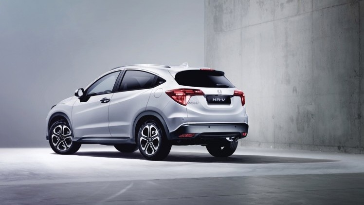 Honda HR-V voor Europa presenteert zich op Autosalon van Genve en komt in de zomer van 2015 op de markt met i-VTEC en i-DTEC motoren.