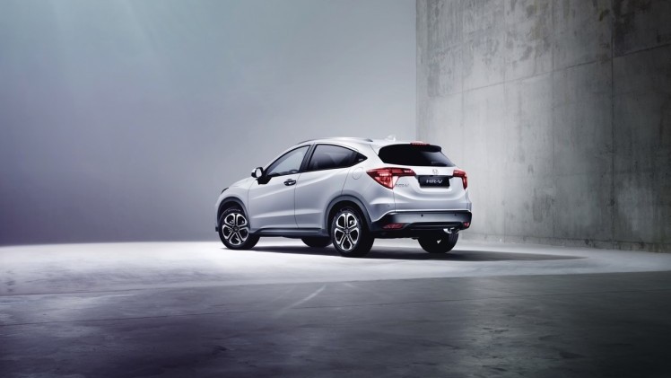 Honda HR-V voor Europa presenteert zich op Autosalon van Genve en komt in de zomer van 2015 op de markt met i-VTEC en i-DTEC motoren.