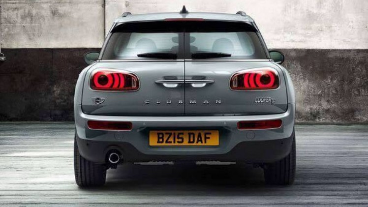 Dit is de nieuwe Mini Clubman 2015, zoals hij later dit jaar op de markt komt.