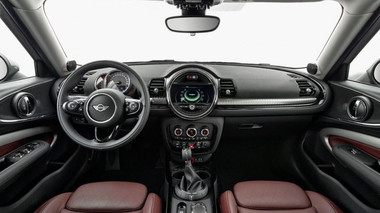 Dit is de nieuwe Mini Clubman 2015, zoals hij later dit jaar op de markt komt.