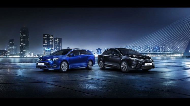 Aankondiging nieuwe Toyota Avensis met eerste foto's. Presentatie op Autosalon van Genve.