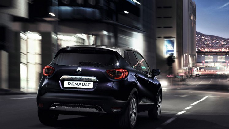 Renault heeft de prijzen bekendgemaakt van de gefacelifte Captur. De auto heeft een vanafprijs van 19.190 euro en is er voor het eerst ook als luxe Initiale Paris.