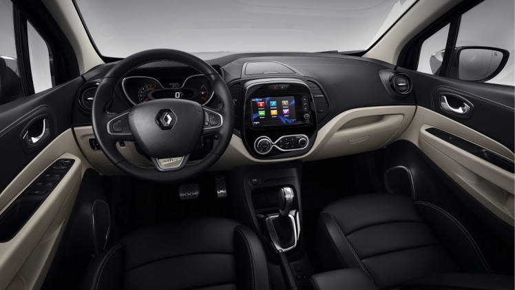 Renault heeft de prijzen bekendgemaakt van de gefacelifte Captur. De auto heeft een vanafprijs van 19.190 euro en is er voor het eerst ook als luxe Initiale Paris.