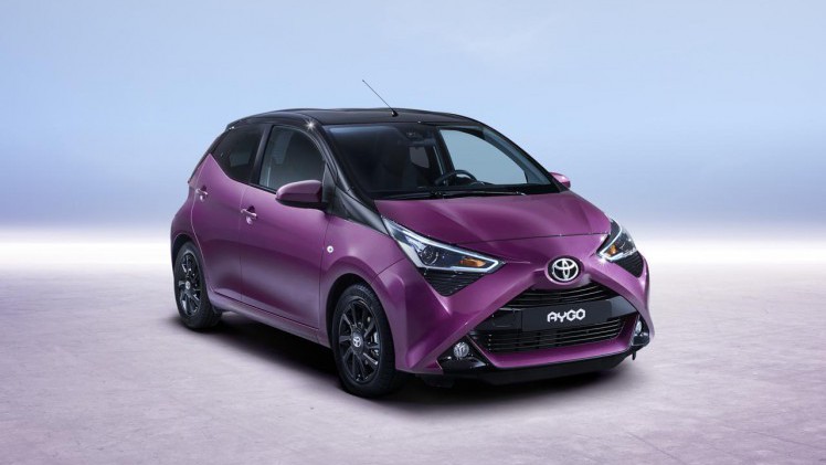 De prijzen van de vernieuwde Toyota Aygo zijn bekend.