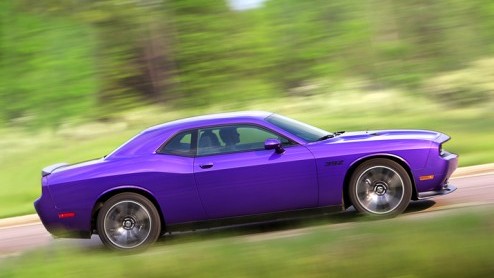 Dodge Challenger SRT ook leverbaar in Nederland. Met 470 pk Hemi V8 verkrijgbaar vanaf.... euro bij Pietersen US Car dealer.